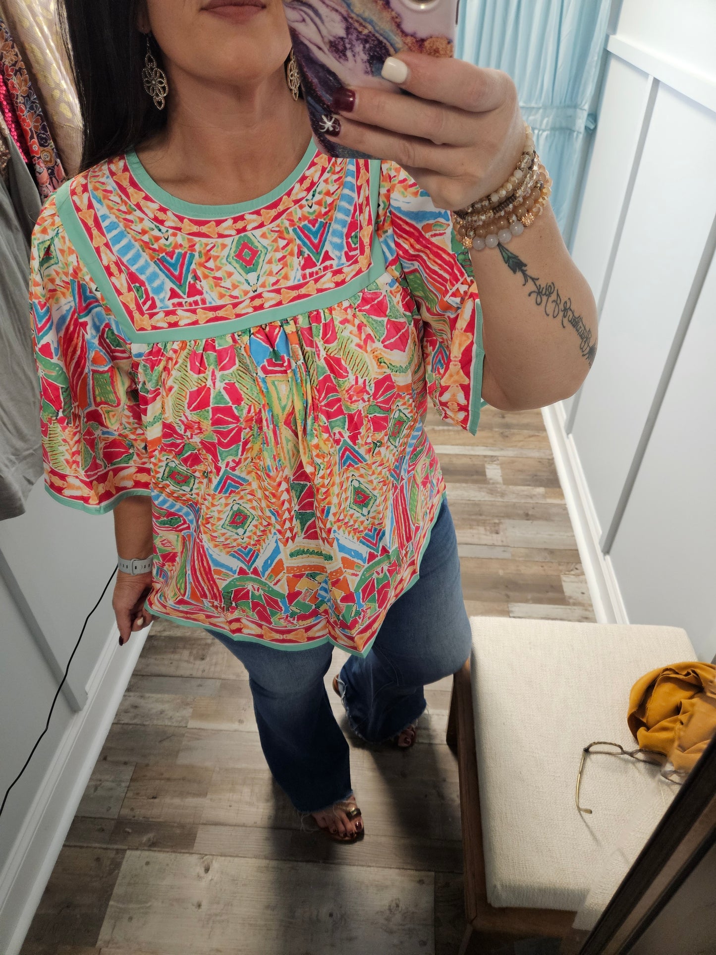 Multicolor Geometric Top