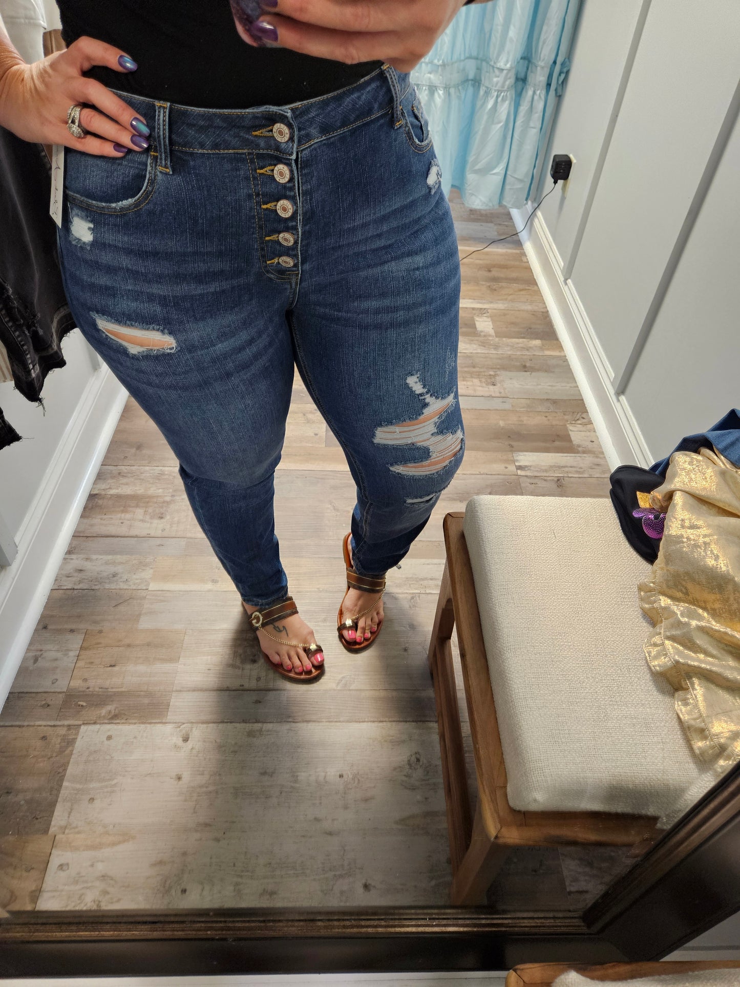 Distressed Button Down Skinny Crop Jean