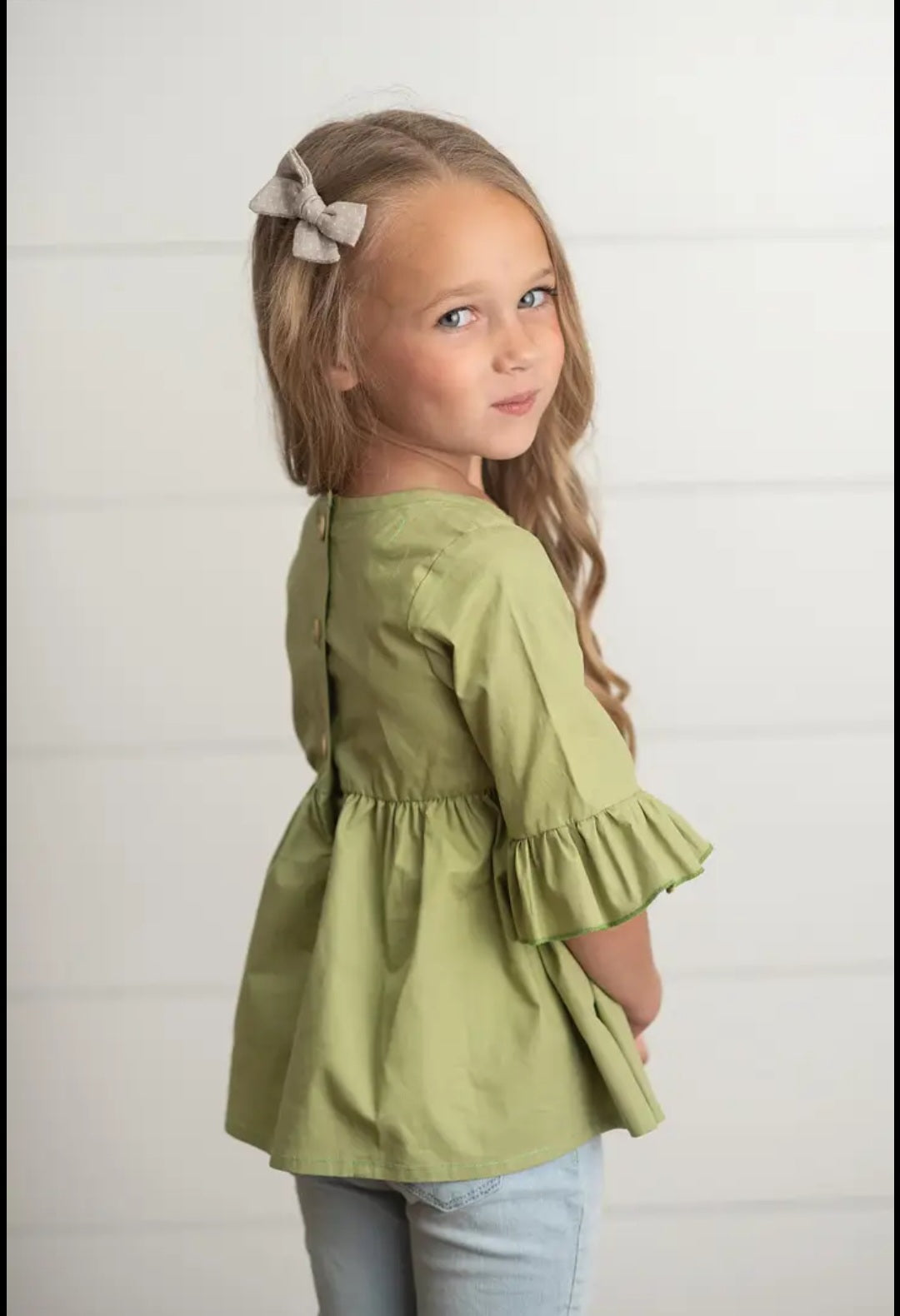 Sage Ruffle w Buttons